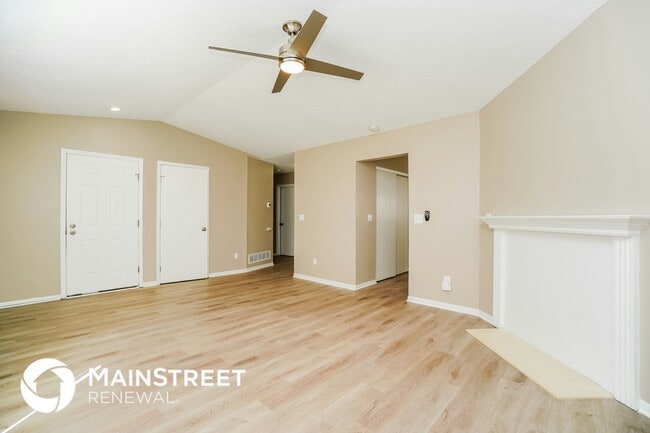 Building Photo - 1600 Tall Meadows Dr