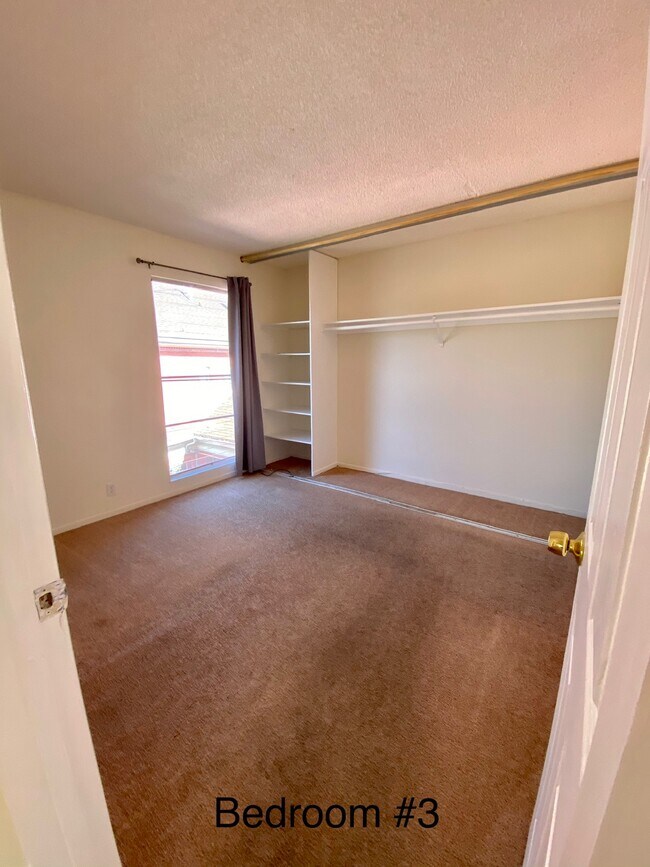 Building Photo - 2699 Derby St