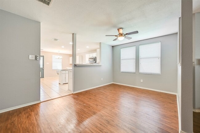 Building Photo - 8406 Beachplum Way