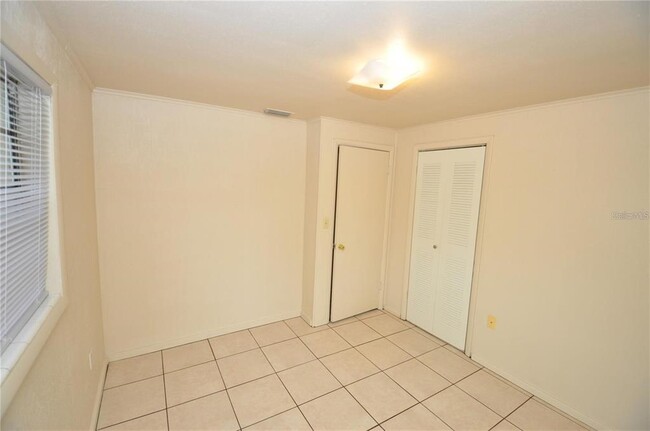 Building Photo - 4924 Pilgrim Ln