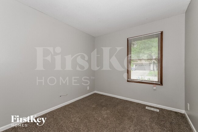 Building Photo - 15675 Birkemeier Dr