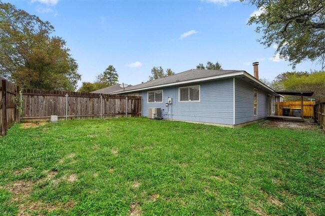 Building Photo - 22101 Moss Falls Ln