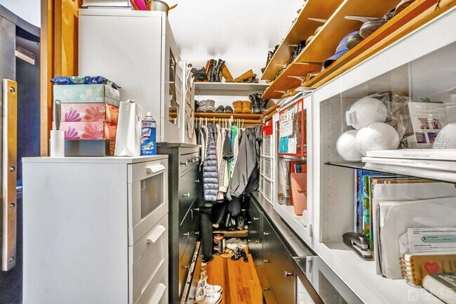 Building Photo - 125 Elizabeth Ave