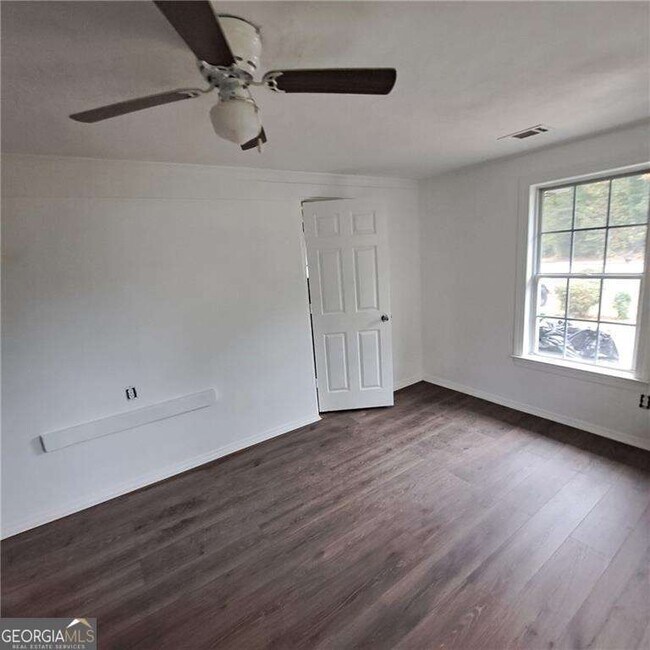 Building Photo - 2174 Whites Mill Rd