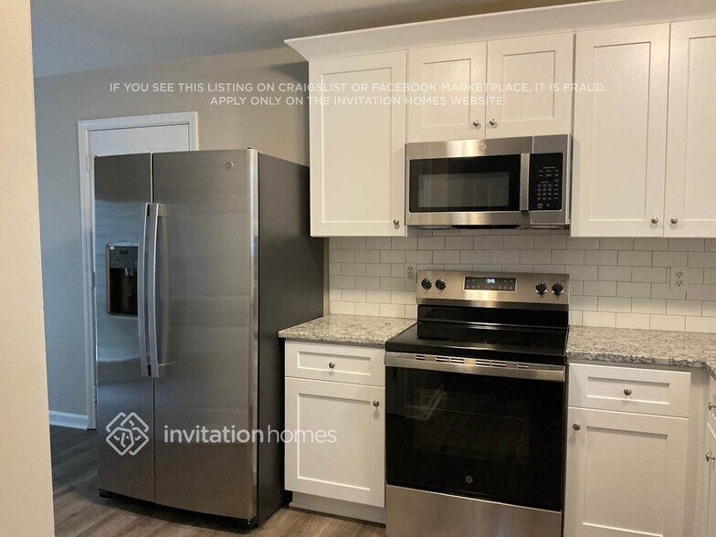 Building Photo - 1500 Bermwood Ct