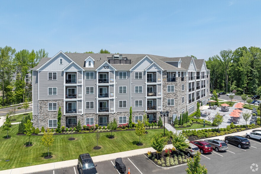 Primary Photo - The Enclave 55+