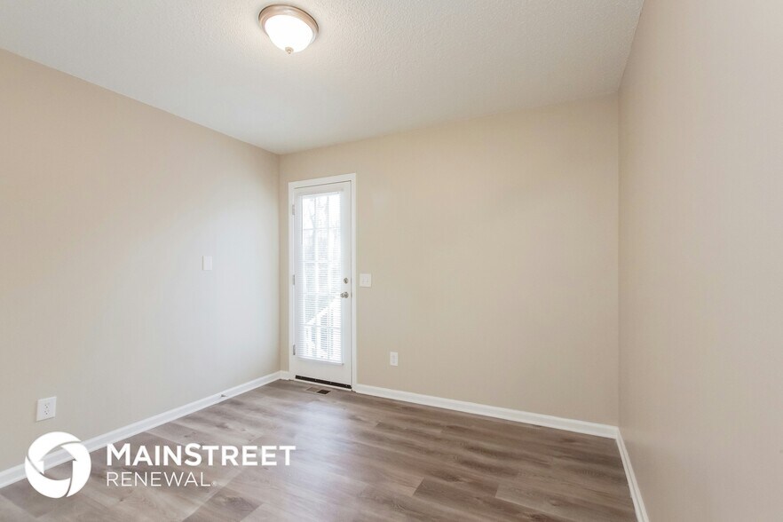 Building Photo - 317 Honeywood Ln