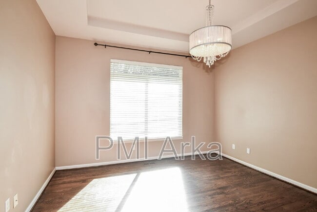 Building Photo - 445 243rd Pl SE