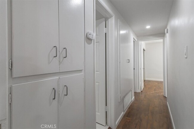 Building Photo - 18639 Liggett St