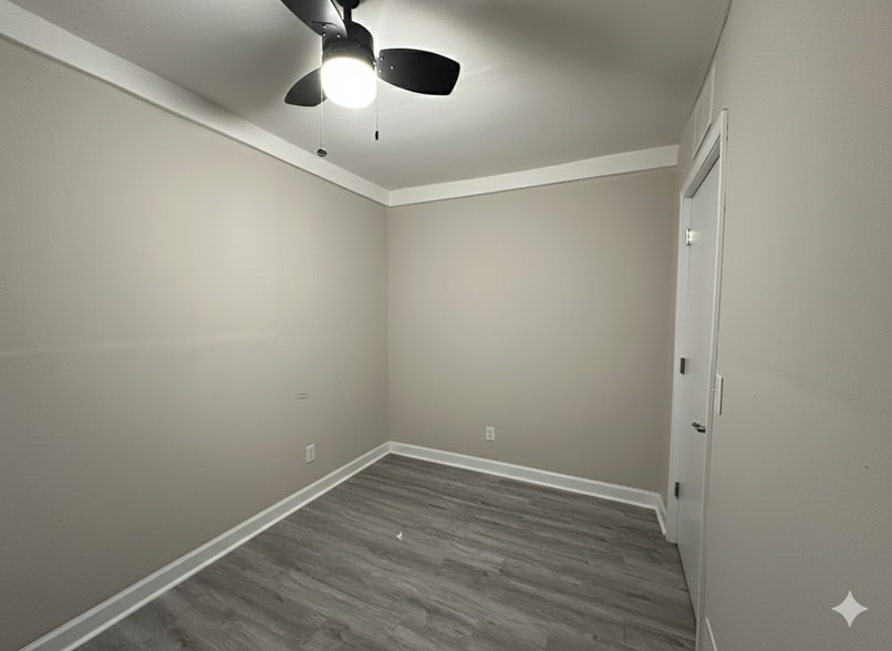 Bedroom 2 - 3704 Riviera Rd