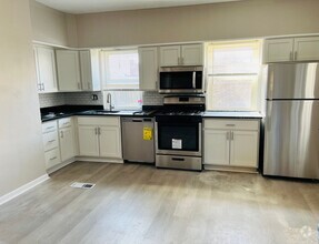 Building Photo - 1409 Tinsbury St