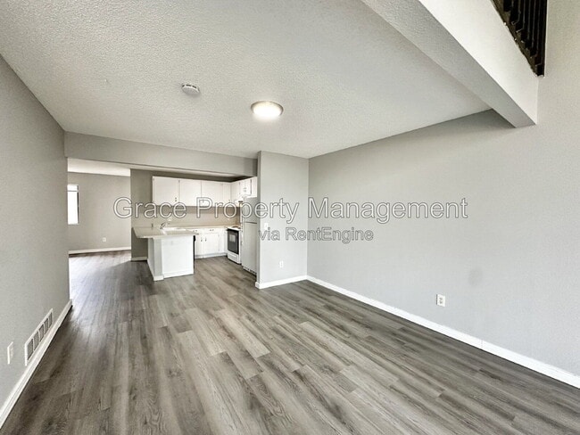 Building Photo - 15670 E Mexico Ave