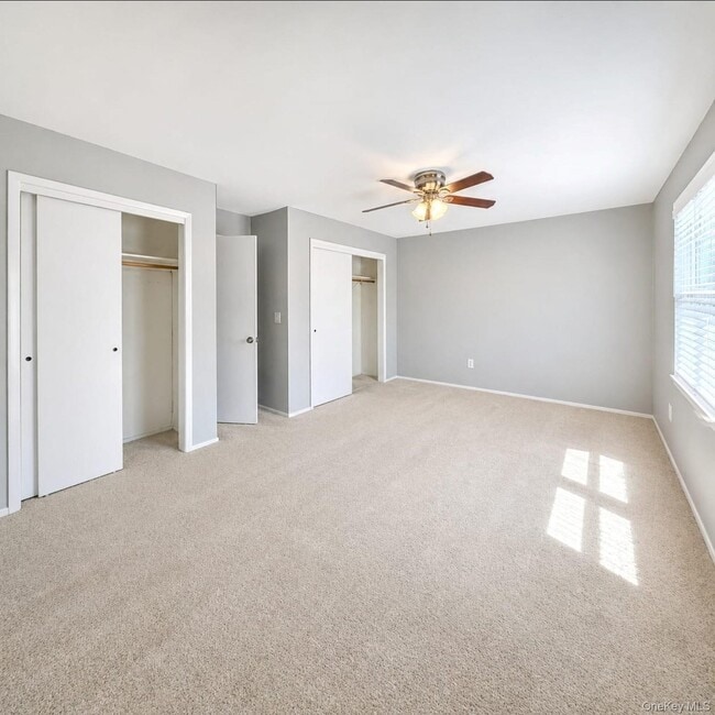 Building Photo - 80 New Holland Village