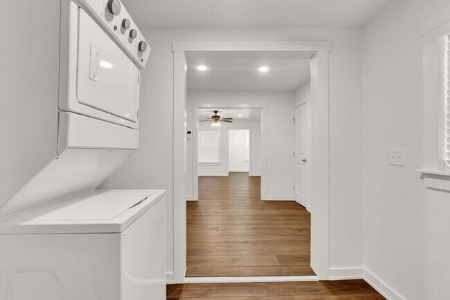Building Photo - Stunning 3-Bedroom Home with Modern Upgrades in Tulsa
