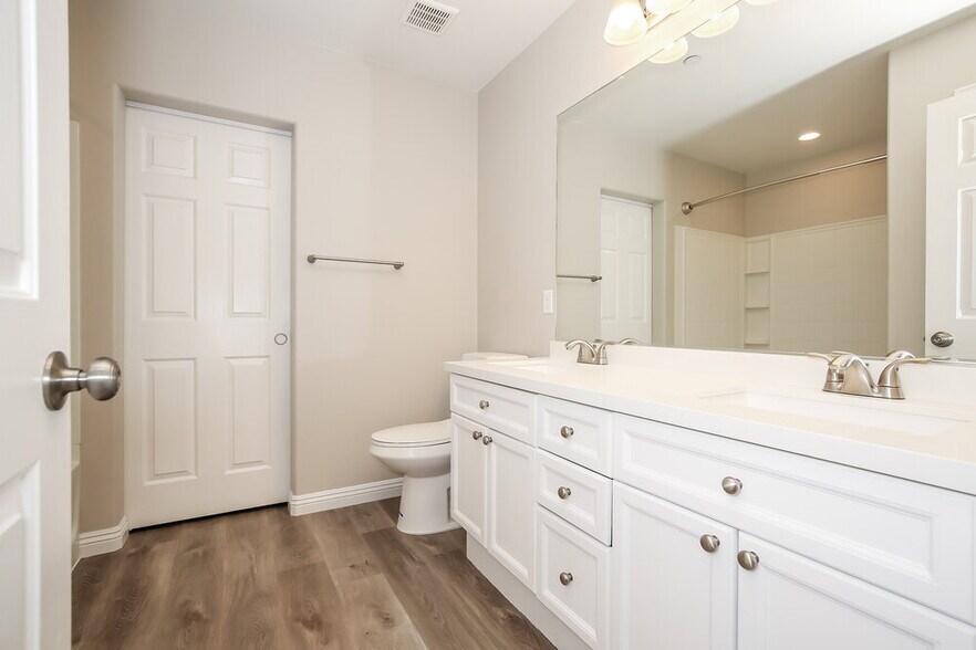 Building Photo - 7706 Unicorn Tapestry Ct