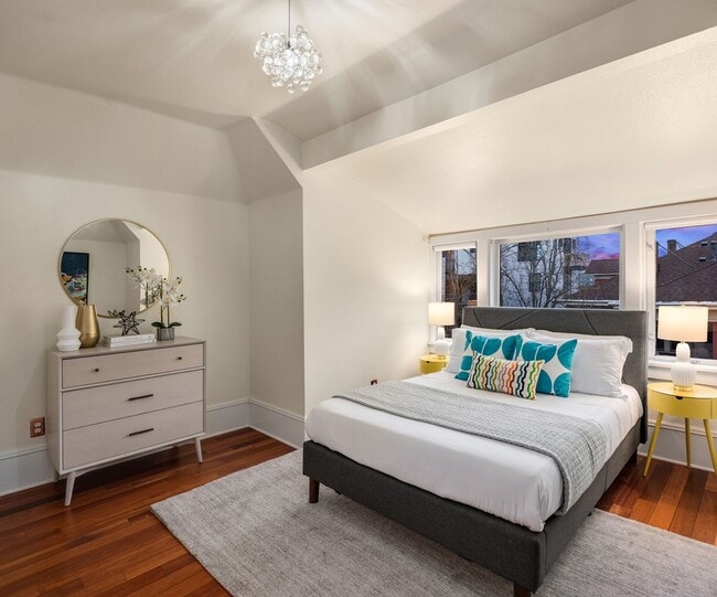 Building Photo - Quiet Corner of Capitol Hill in a Classic, Beautiful Home