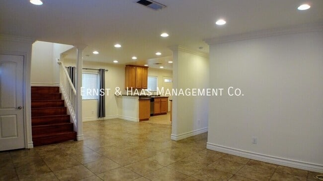 Building Photo - 1148 Termino Ave