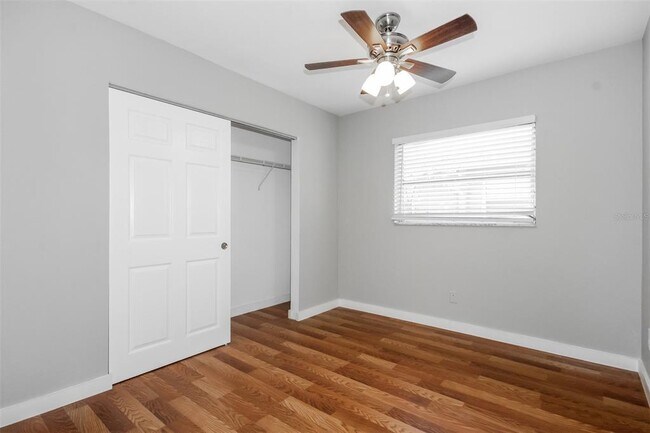 Building Photo - 657 59th St S