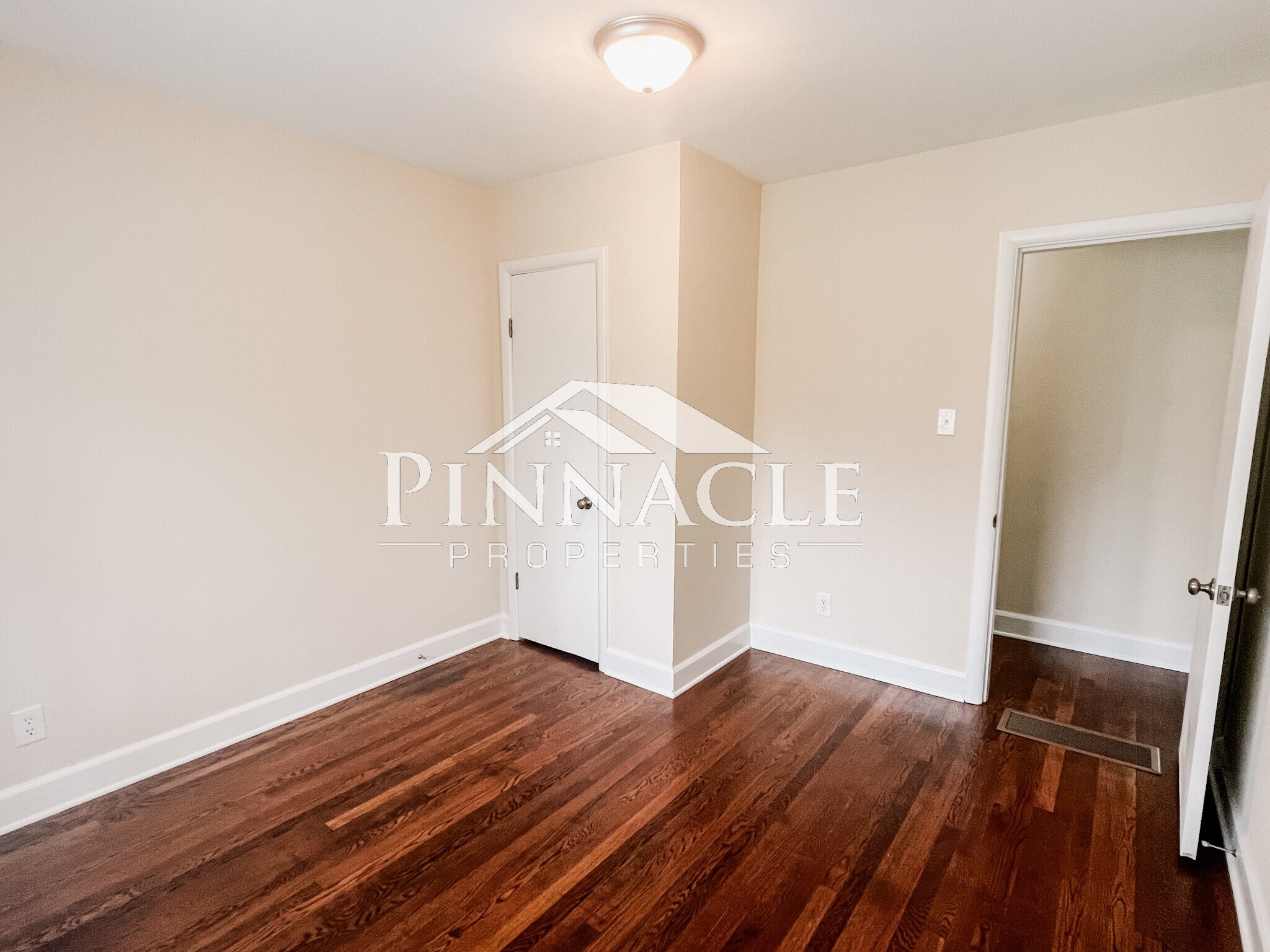 Building Photo - 117 Richeson Dr
