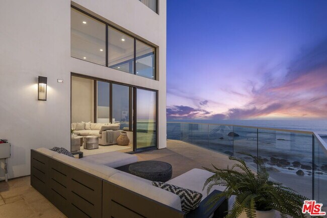 Building Photo - 24146 Malibu Rd