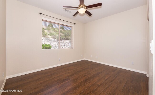 Building Photo - 5712 Ginseng Way