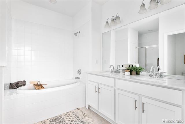 Building Photo - 3673 S Lisbon Ct