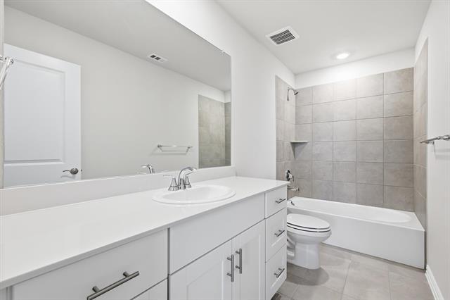 Building Photo - 5611 Chasewood Dr