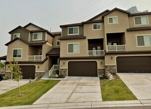 Building Photo - 3 Bed Townhome - Provo Slate Canyon