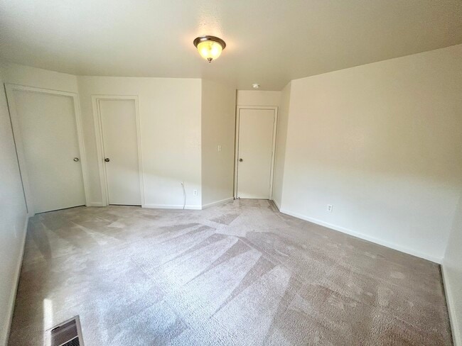 Building Photo - 500 Northgate Dr