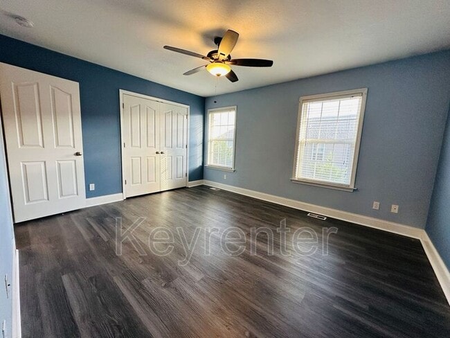 Building Photo - 2420 Hallerins Ct