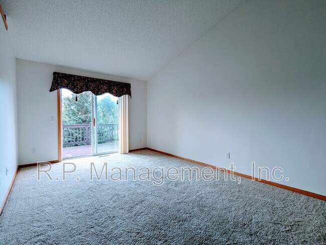 Building Photo - 14891 Generation Ave N