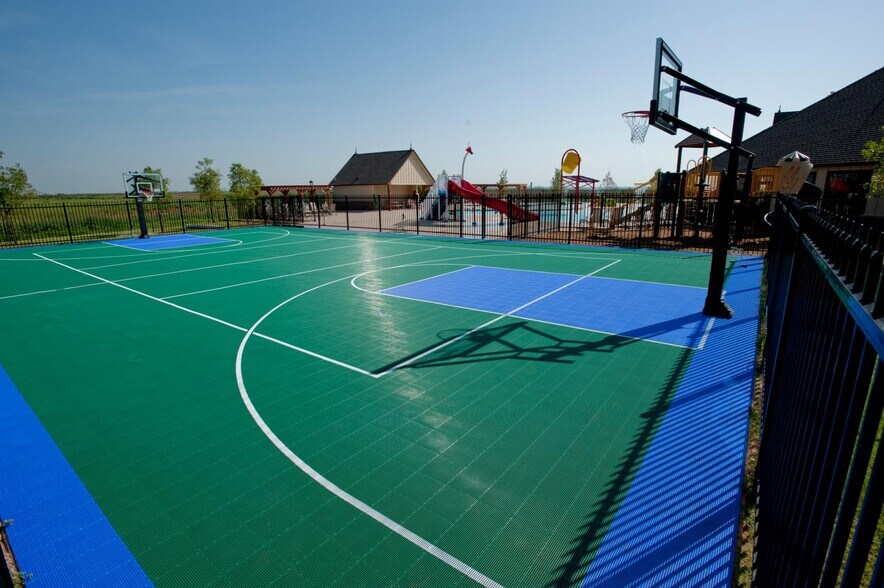 Sports Court - 19120 Summer Grove Ave