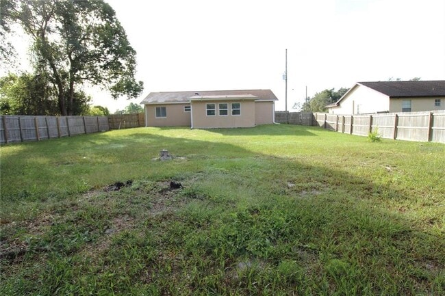 Building Photo - 2640 Collingswood Dr