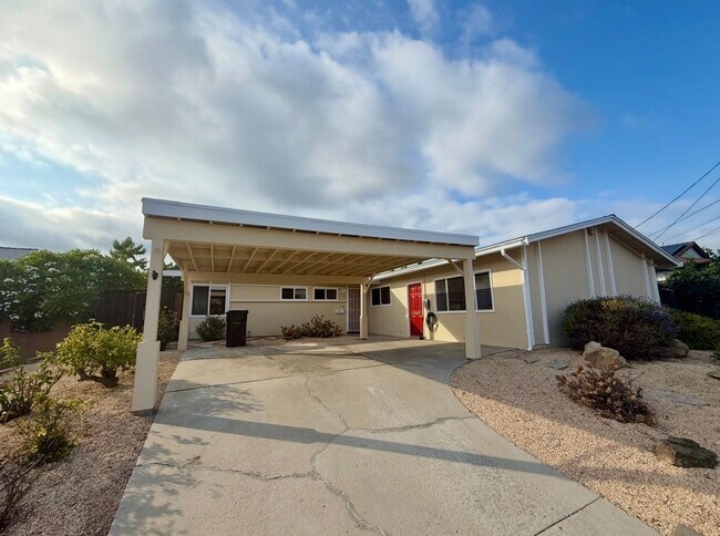 Primary Photo - Coming Soon! Home with a View and Solar