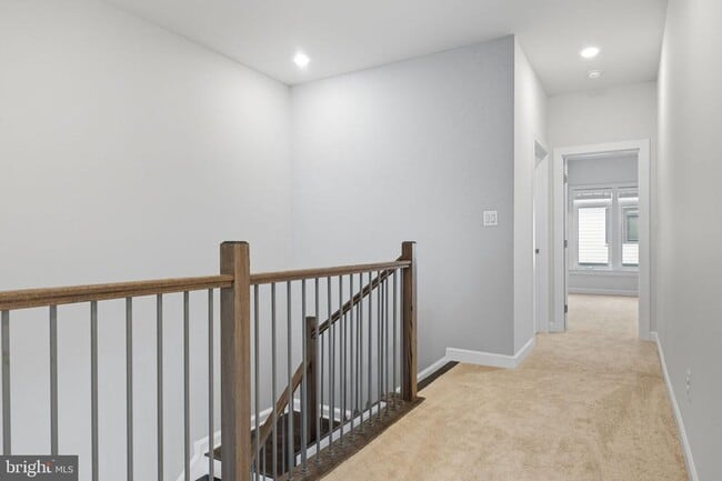 Building Photo - 1803 Blue Marble Terrace SE