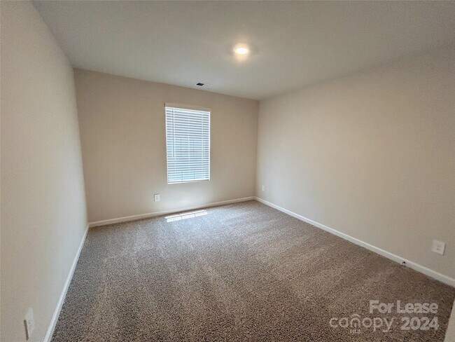 Building Photo - 430 Cedar Knoll Cir