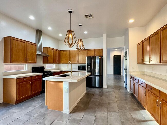 Building Photo - 13743 N High Mountain View Pl