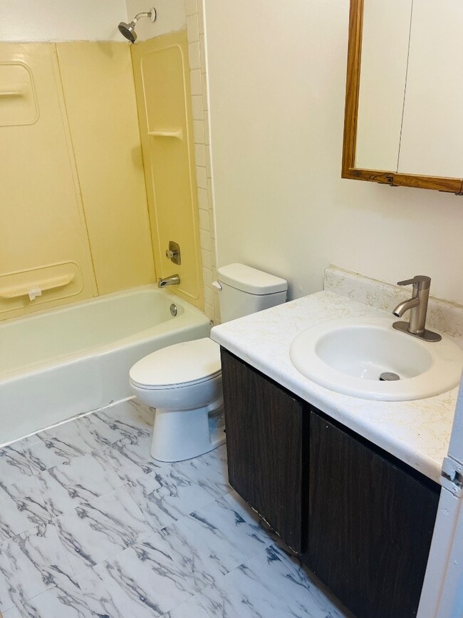 Building Photo - 4561 Heartland Dr