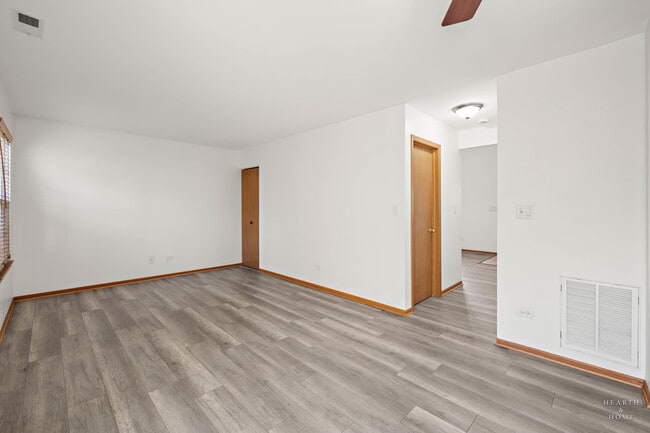 Building Photo - 3024 Max Ct