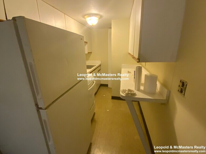 Building Photo - 1128 Commonwealth Ave