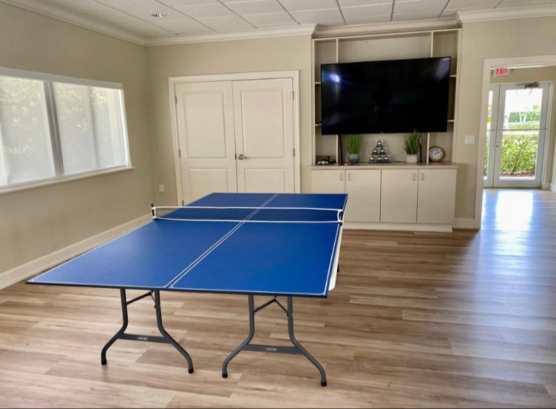 Building Photo - 473 12th Ave S