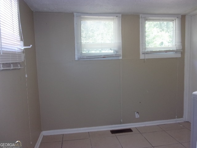 Building Photo - 587 Hope St SW