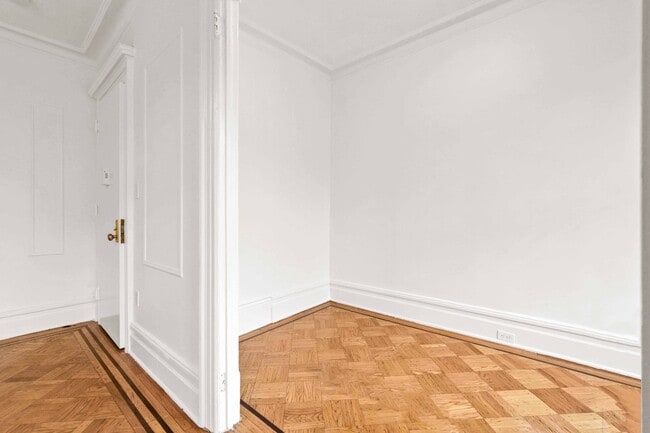 Building Photo - 678 Sterling Pl