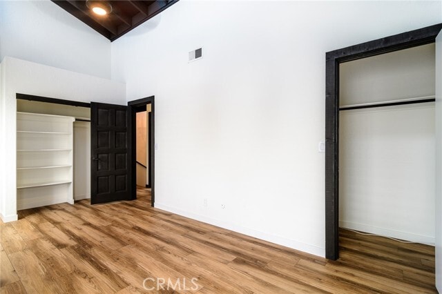 Building Photo - 313 Diamond