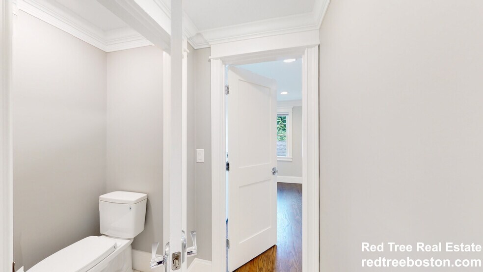 Building Photo - 101 Sumner Rd