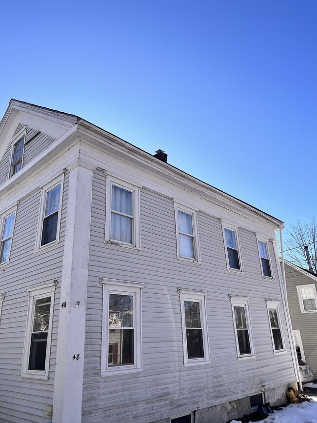 Building Photo - 1BR/1BA Apartment – Prime Location Near Downtown Bath!