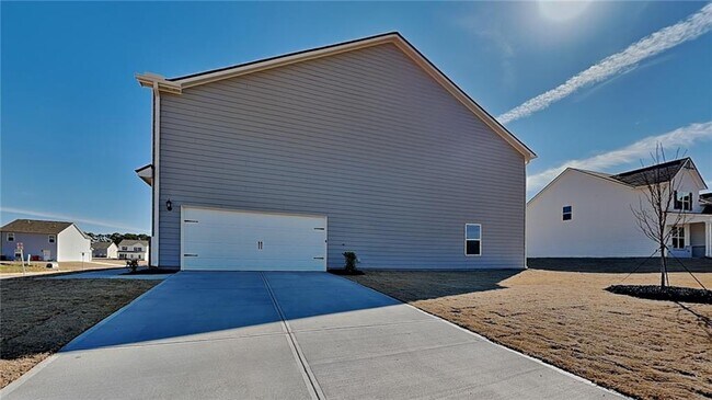 Building Photo - 700 Plant Rd