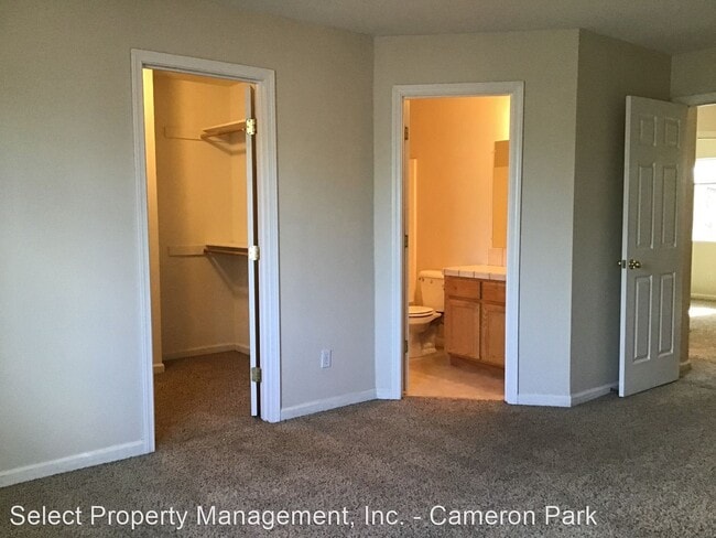 Building Photo - 3 br, 2.5 bath House - 4006 Wimbledon Drive