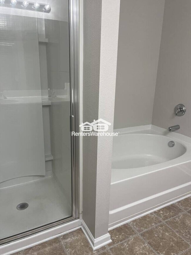 Building Photo - Welcome to this recently updated charming 3 bedroom, 2.5 bathroom home located in desirable Coventry