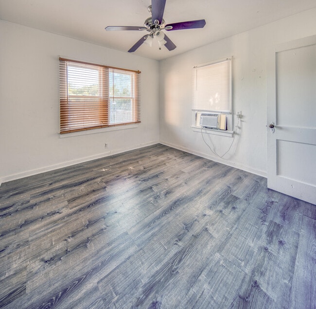 Building Photo - 505 S J St